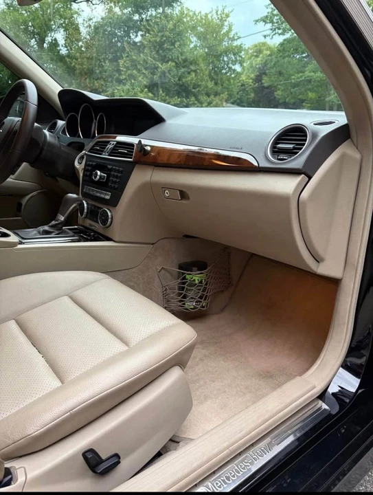 2014 Mercedes-Benz W204 C-Class - Image 7 of 17