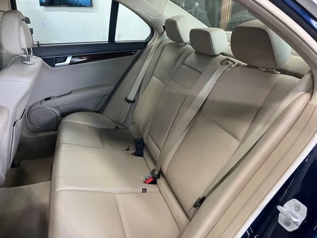 2014 Mercedes-Benz W204 C-Class - Image 12 of 18