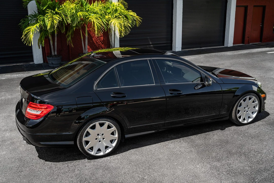 2014 Mercedes-Benz W204 C-Class - Image 18 of 31