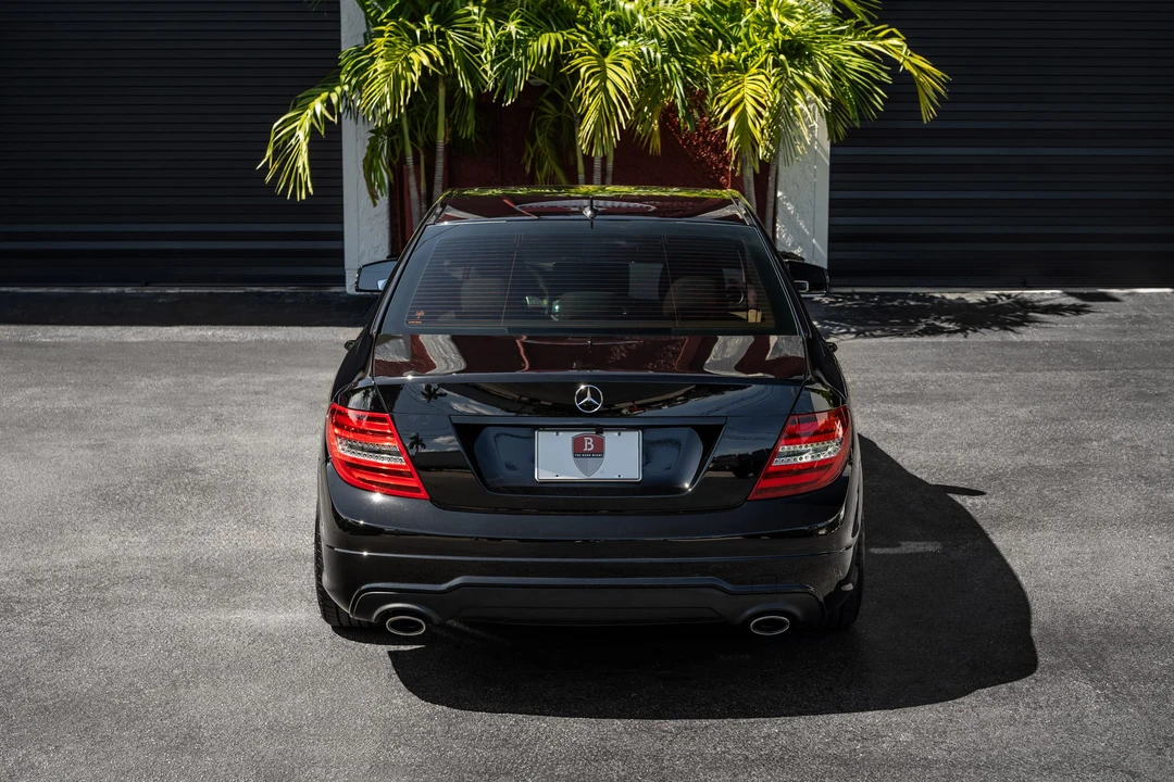 2014 Mercedes-Benz W204 C-Class - Image 13 of 31