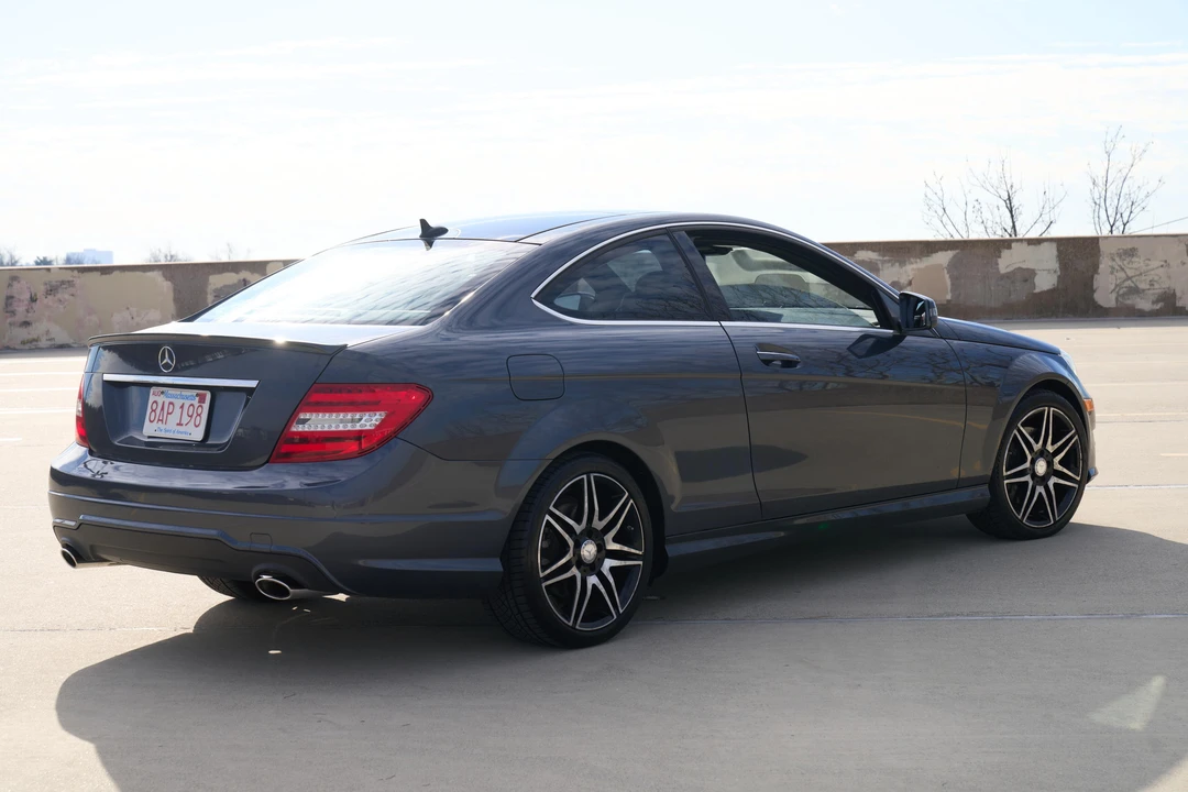2014 Mercedes-Benz W204 C-Class - Image 17 of 31