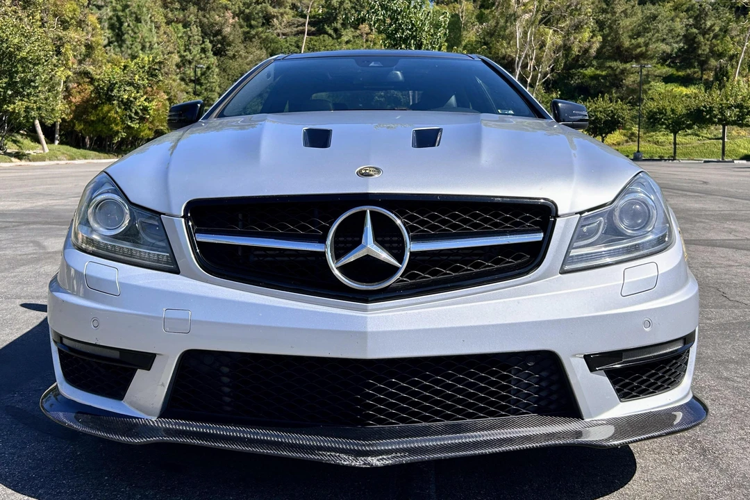 2014 Mercedes-Benz W204 C 63 AMG - Image 2 of 31