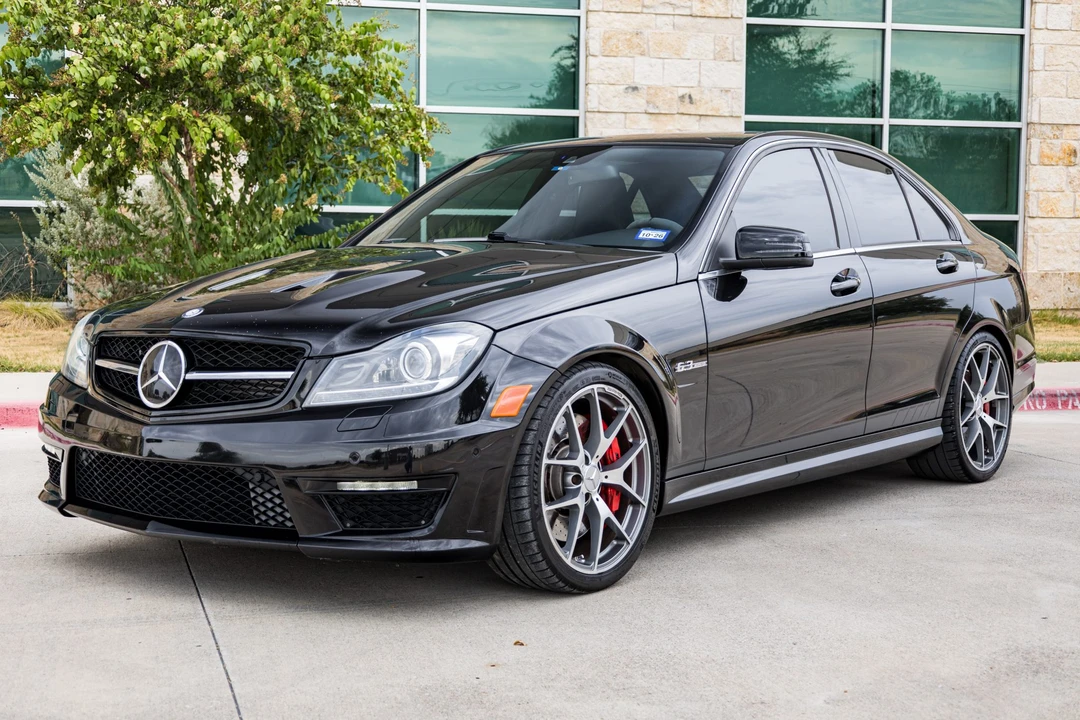 2014 Mercedes-Benz W204 C 63 AMG - Image 2 of 31