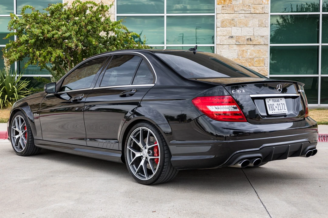 2014 Mercedes-Benz W204 C 63 AMG - Image 9 of 31