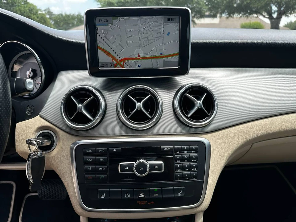 2014 Mercedes-Benz C117 CLA - Image 9 of 23