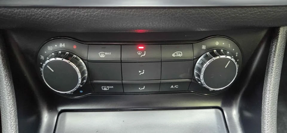 2014 Mercedes-Benz C117 CLA - Image 17 of 20
