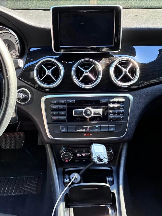 2014 Mercedes-Benz C117 CLA - Image 11 of 17