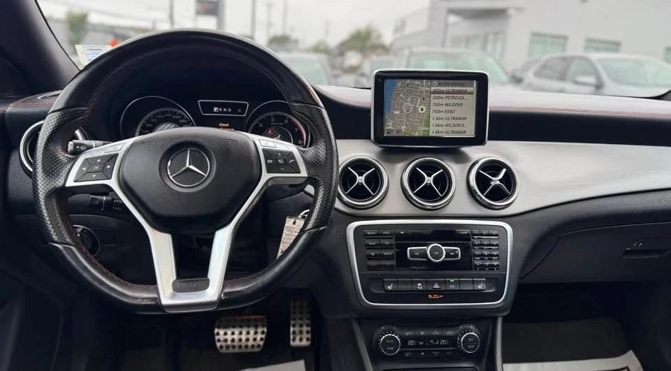2014 Mercedes-Benz CLK-Class - Image 10 of 17