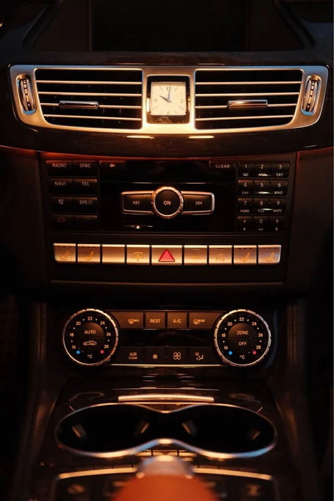 2014 Mercedes-Benz C218 CLS-Class - Image 15 of 20