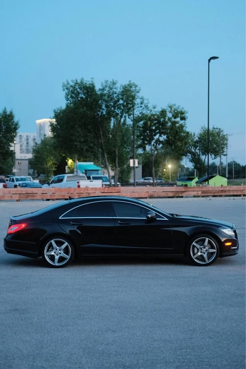 2014 Mercedes-Benz C218 CLS-Class - Image 3 of 20