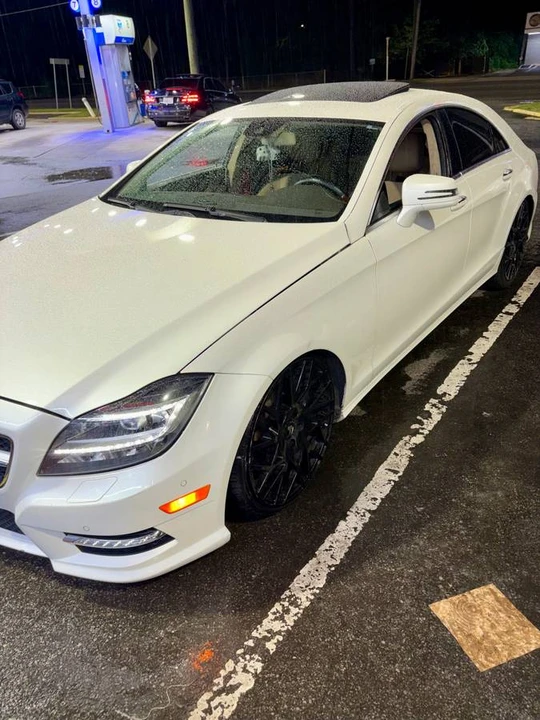 2014 Mercedes-Benz C218 CLS-Class - Image 2 of 12