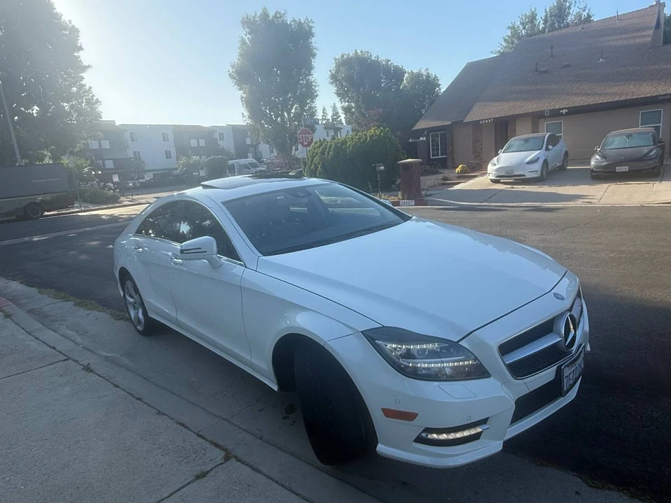 2014 Mercedes-Benz C218 CLS-Class - Image 2 of 24