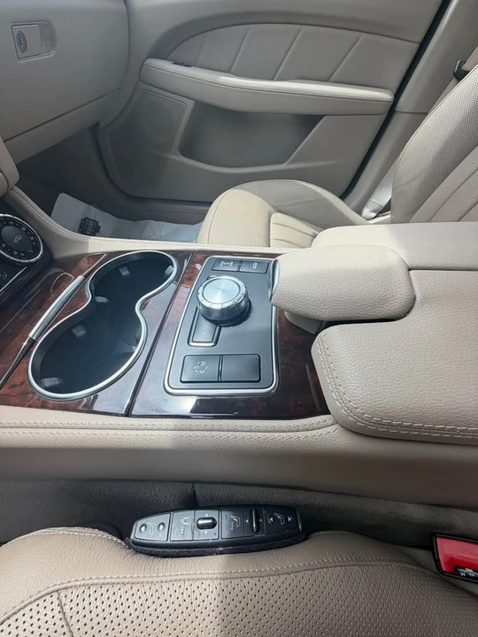 2014 Mercedes-Benz C218 CLS-Class - Image 9 of 12