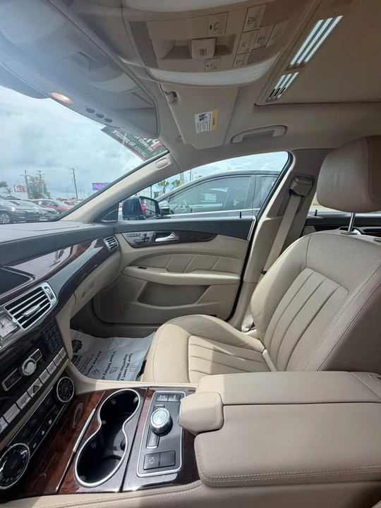 2014 Mercedes-Benz C218 CLS-Class - Image 10 of 12