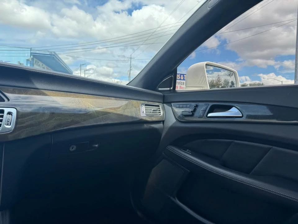 2014 Mercedes-Benz C218 CLS-Class - Image 10 of 16