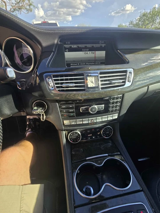 2014 Mercedes-Benz C218 CLS-Class - Image 8 of 13