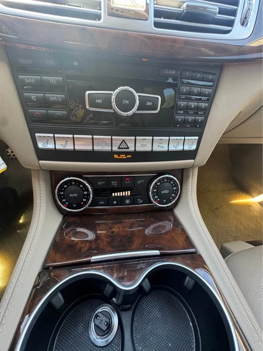 2014 Mercedes-Benz C218 CLS-Class - Image 12 of 18