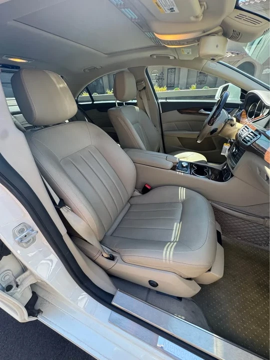 2014 Mercedes-Benz C218 CLS-Class - Image 10 of 18