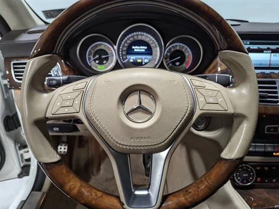 2014 Mercedes-Benz C218 CLS-Class - Image 9 of 12