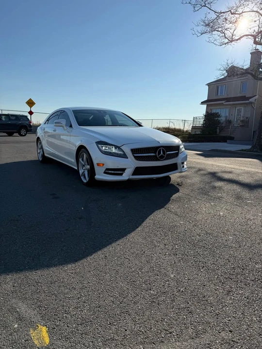 2014 Mercedes-Benz C218 CLS-Class - Image 2 of 18