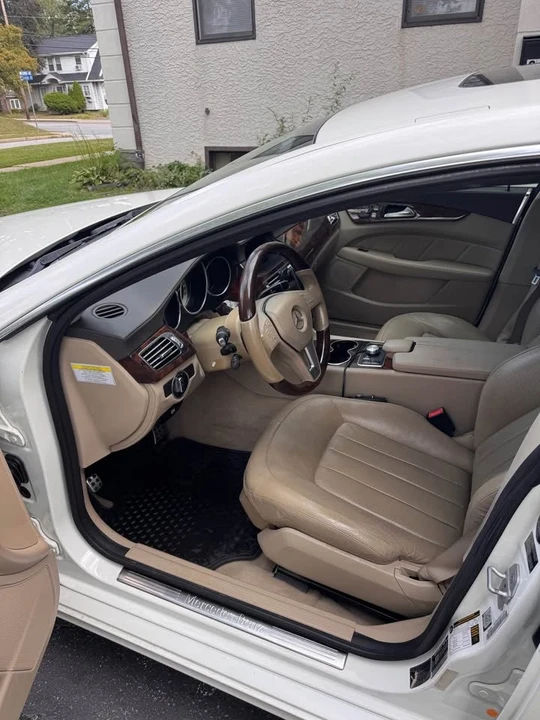 2014 Mercedes-Benz C218 CLS-Class - Image 14 of 17