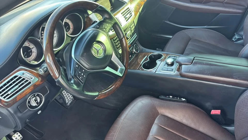 2014 Mercedes-Benz C218 CLS-Class - Image 2 of 20