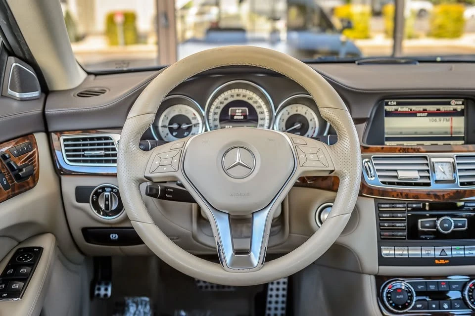 2014 Mercedes-Benz C218 CLS-Class - Image 13 of 20