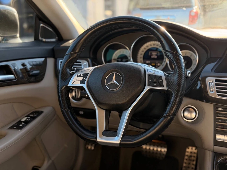 2014 Mercedes-Benz C218 CLS-Class - Image 9 of 12