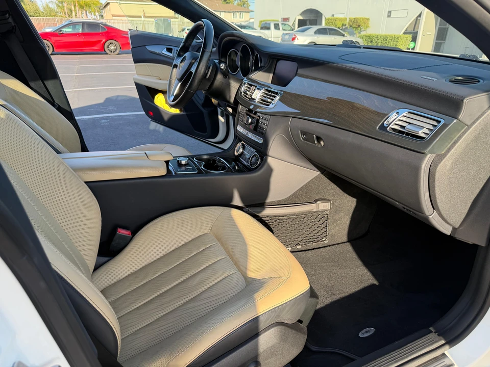 2014 Mercedes-Benz C218 CLS-Class - Image 23 of 31
