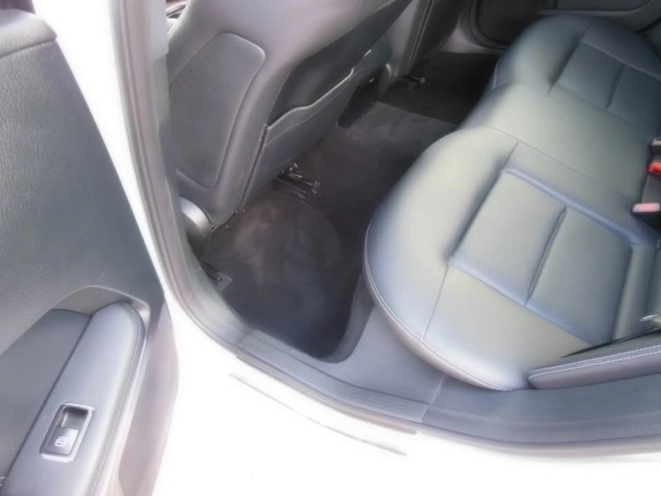 2014 Mercedes-Benz W212 E-Class - Image 20 of 20