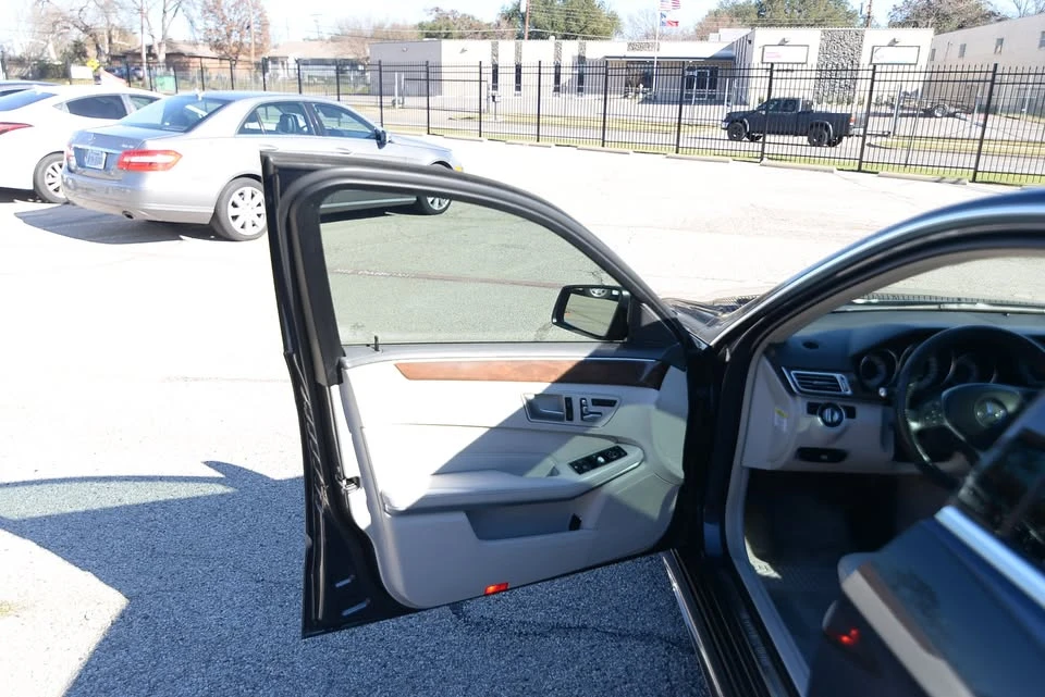 2014 Mercedes-Benz W212 E-Class - Image 16 of 20