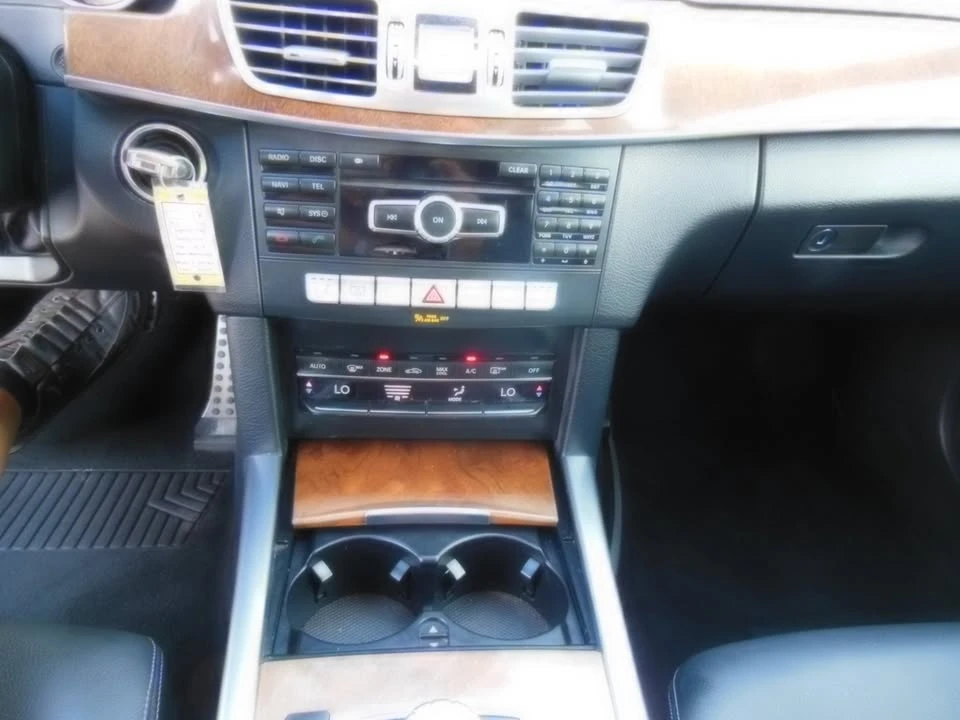 2014 Mercedes-Benz W212 E-Class - Image 14 of 20