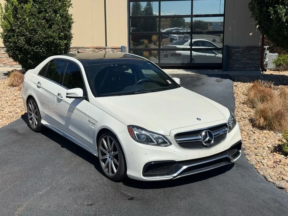 2014 Mercedes-Benz W212 E 63 AMG - Image 24 of 31