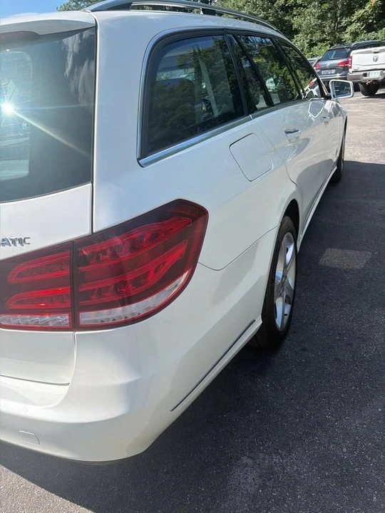 2014 Mercedes-Benz W212 E-Class - Image 7 of 19