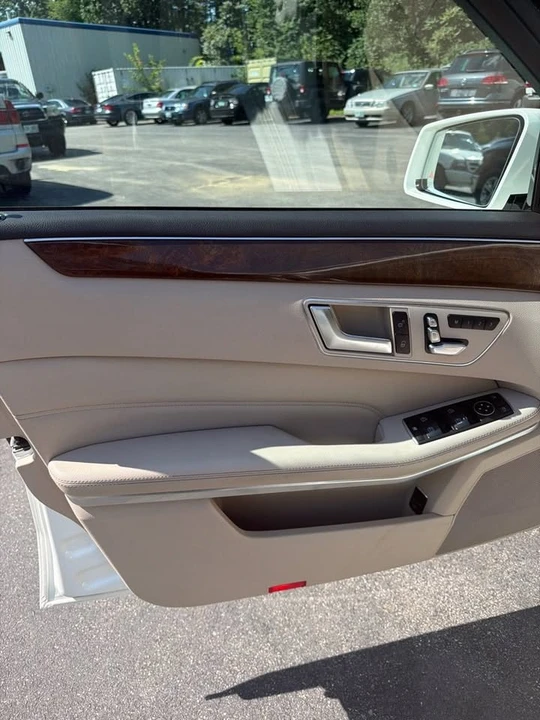 2014 Mercedes-Benz W212 E-Class - Image 9 of 19