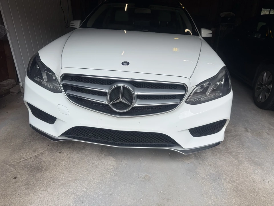 2014 Mercedes-Benz W212 E-Class - Image 2 of 21