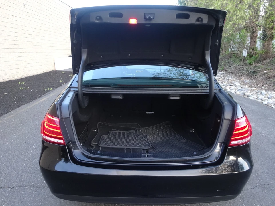 2014 Mercedes-Benz W212 E-Class - Image 10 of 20