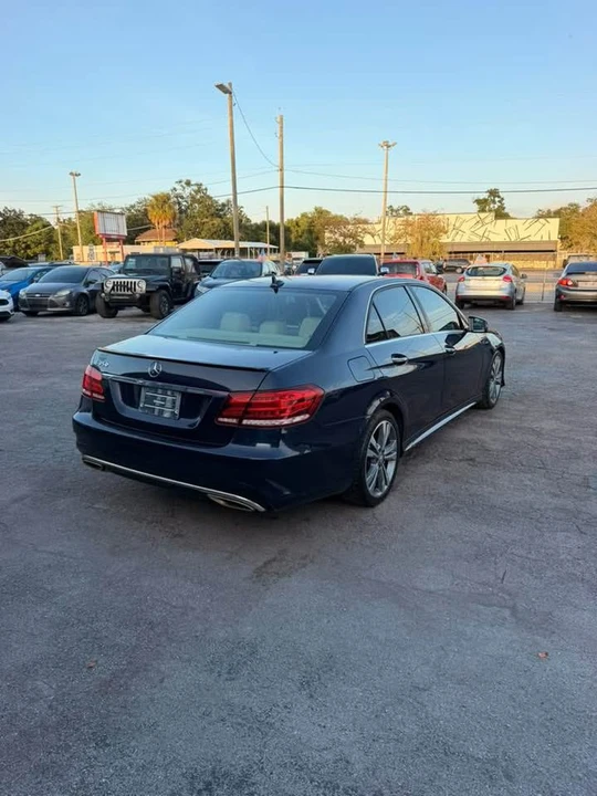 2014 Mercedes-Benz W212 E-Class - Image 16 of 20