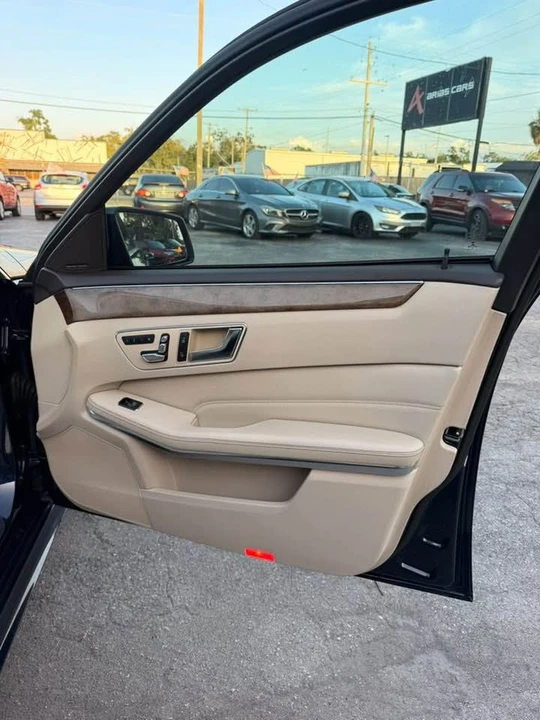 2014 Mercedes-Benz W212 E-Class - Image 10 of 20