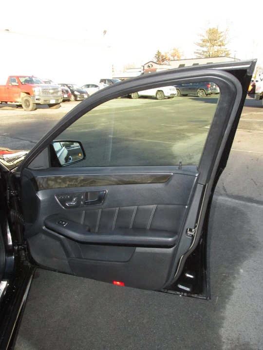 2014 Mercedes-Benz W212 E-Class - Image 14 of 21