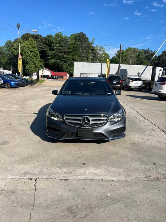 2014 Mercedes-Benz W212 E-Class - Image 2 of 19