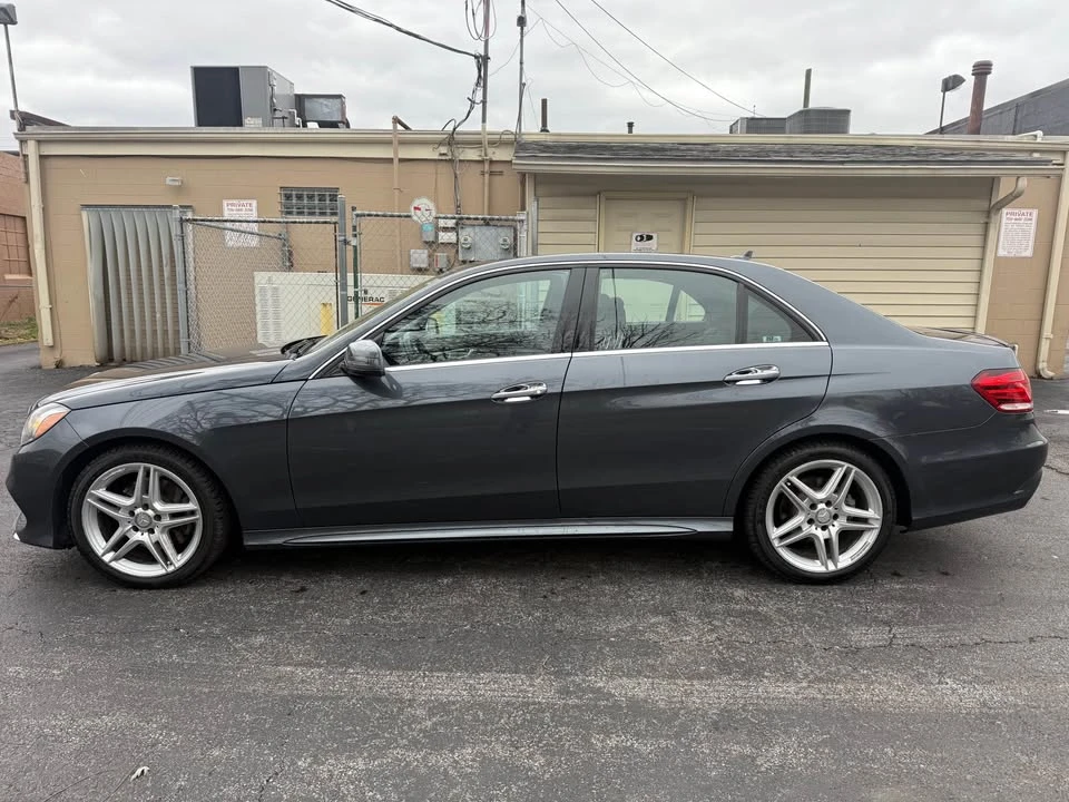 2014 Mercedes-Benz W212 E-Class - Image 2 of 20