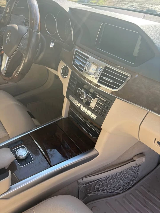 2014 Mercedes-Benz W212 E-Class - Image 17 of 17