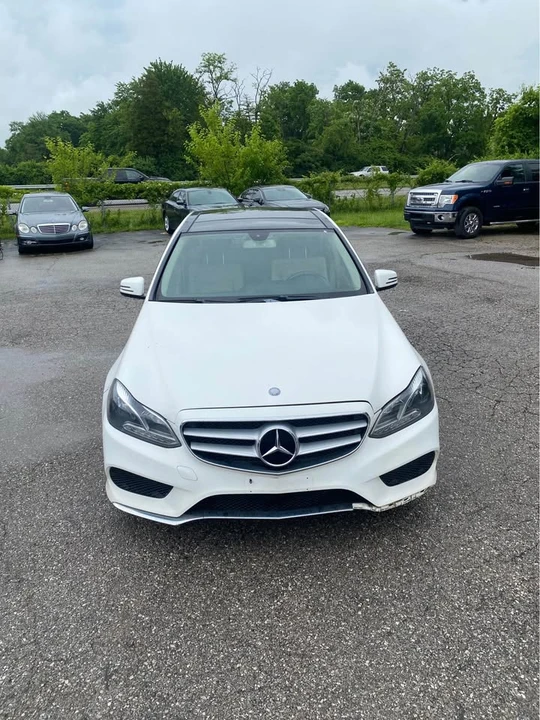 2014 Mercedes-Benz W212 E-Class - Image 2 of 11