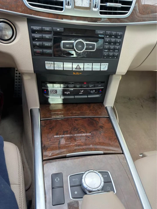 2014 Mercedes-Benz W212 E-Class - Image 7 of 10