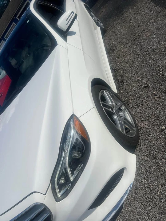 2014 Mercedes-Benz W212 E-Class - Image 2 of 14