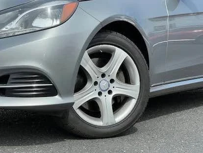 2014 Mercedes-Benz W212 E-Class - Image 9 of 19