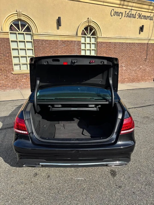 2014 Mercedes-Benz W212 E-Class - Image 6 of 20