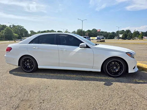 2014 Mercedes-Benz E-Class E 350 4MATIC Sedan 4D
