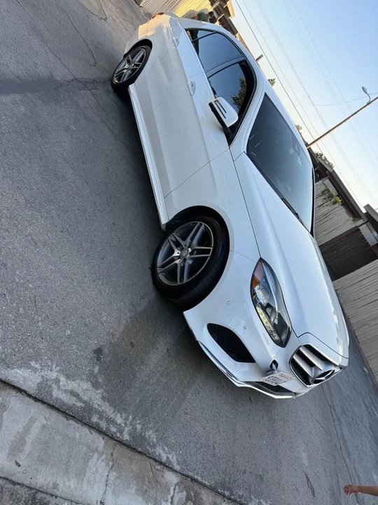 2014 Mercedes-Benz W212 E-Class - Image 3 of 9